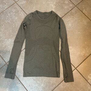 Lululemon Athletica Green Fitted Swiftly